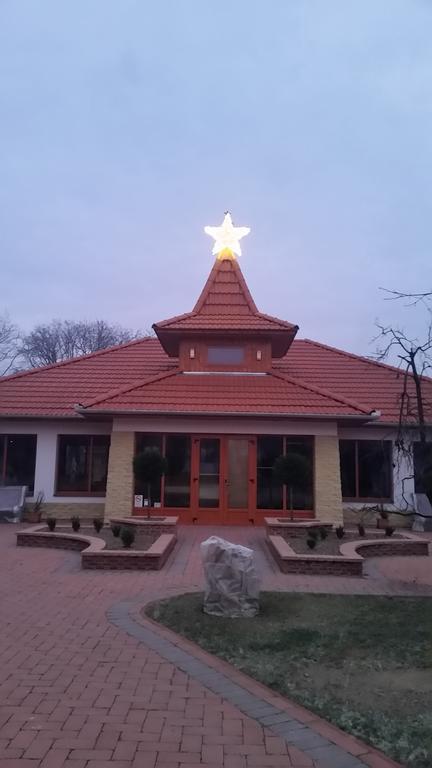 Bornemisza Kuria Daire Tiszabecs Dış mekan fotoğraf