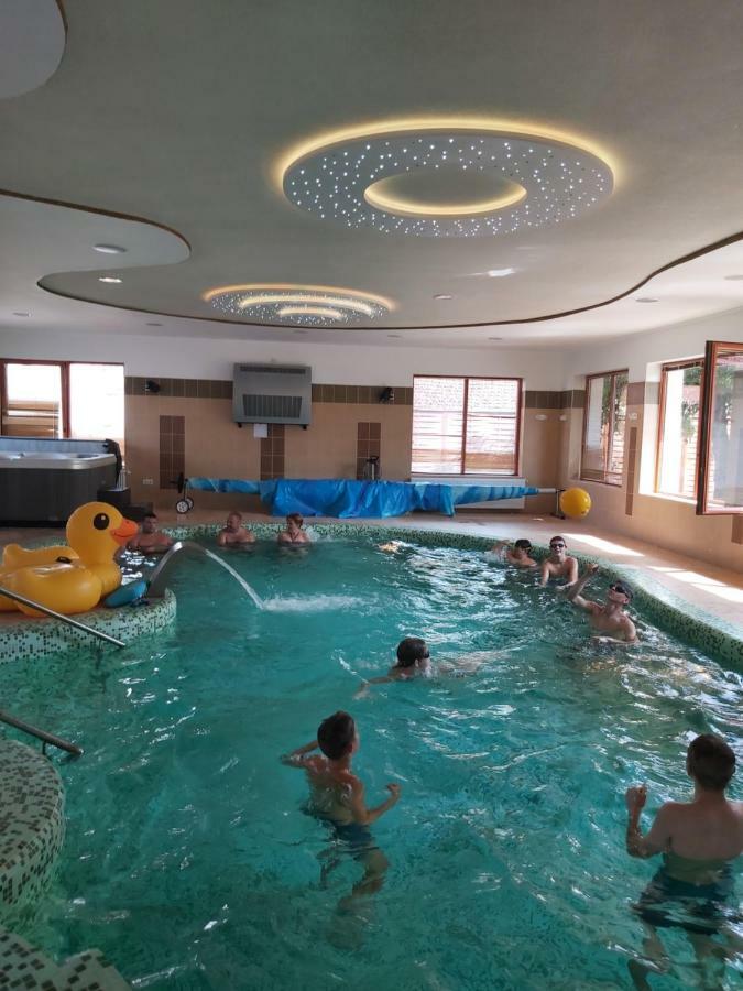Bornemisza Kuria Daire Tiszabecs Dış mekan fotoğraf